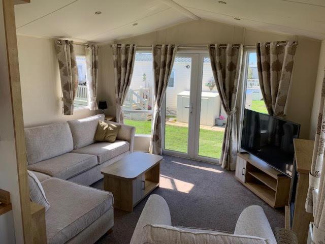Newbeach Holiday Park - Greenfields Dymchurch Exteriör bild